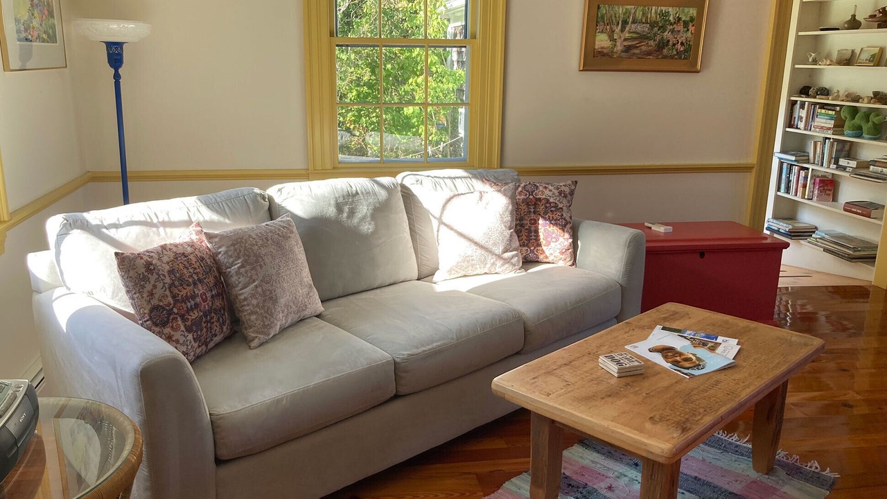 Photo of Livingroom in West Tisbury