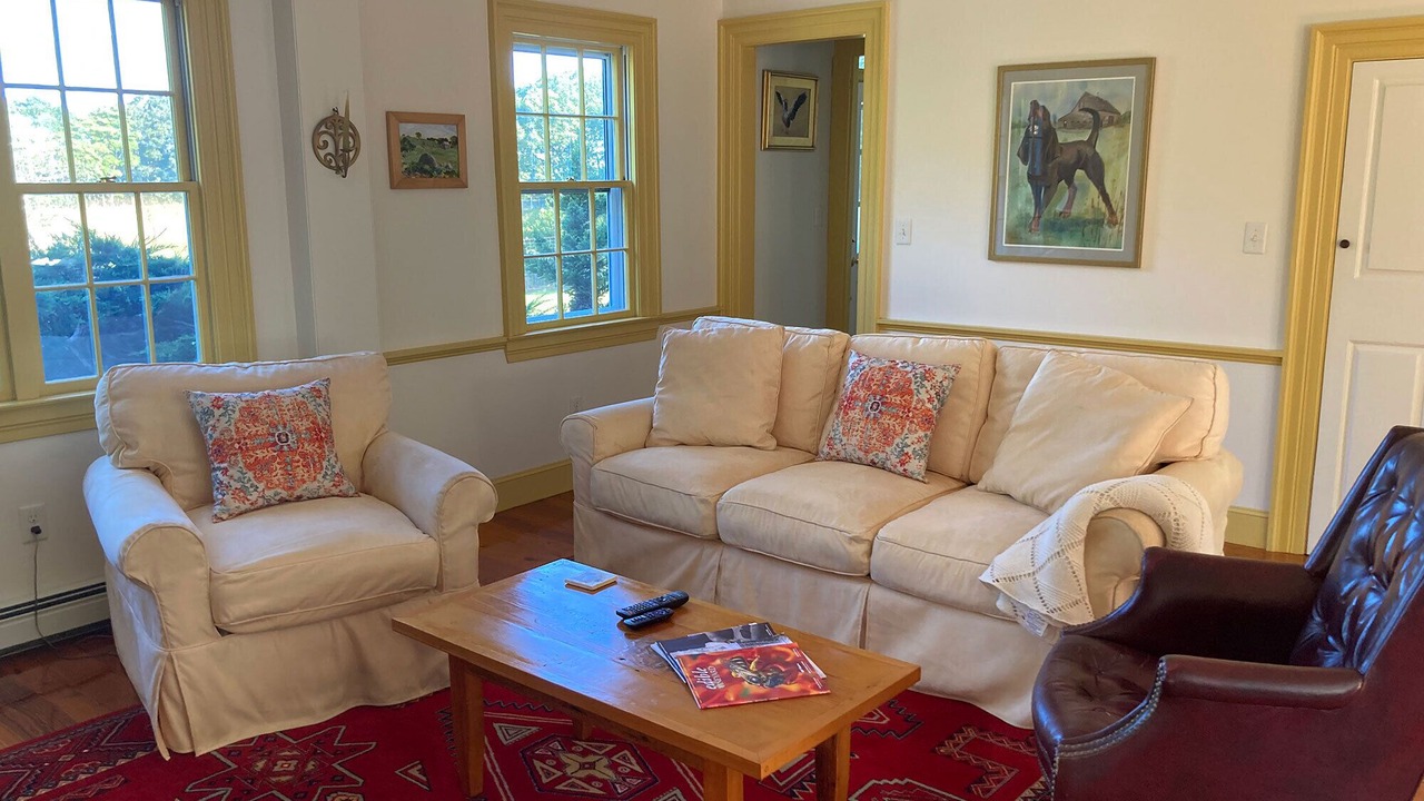 Photo of Livingroom in West Tisbury