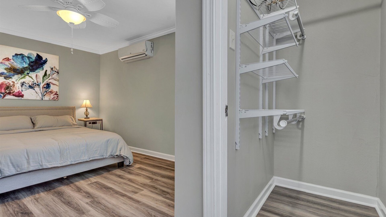Photo of Bedroom in Cave Spring