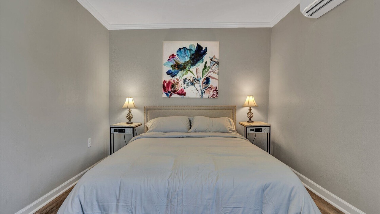 Photo of Bedroom in Cave Spring
