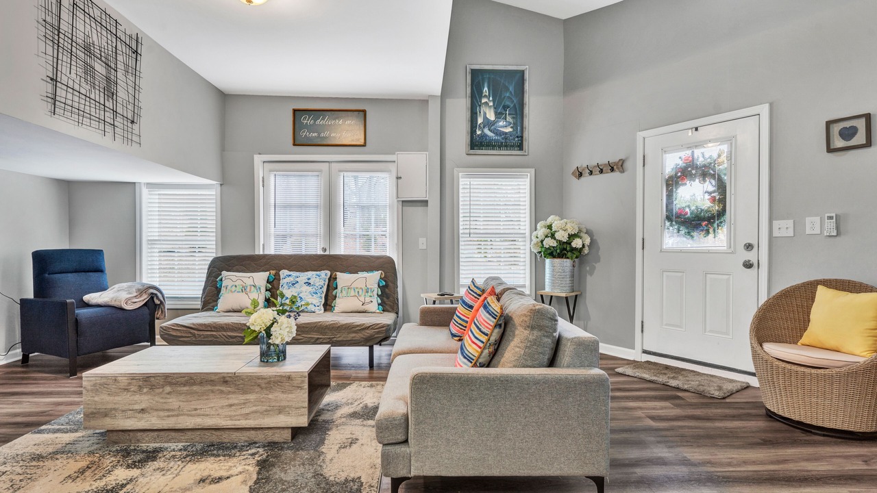 Photo of Livingroom in Cave Spring