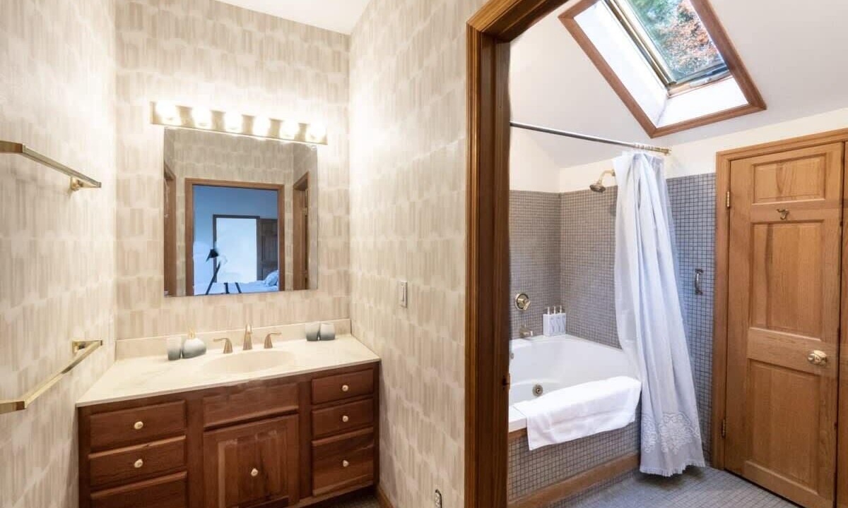 Photo of Bathroom in Otis