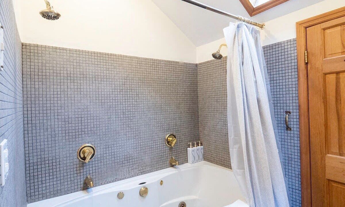 Photo of Bathroom in Otis