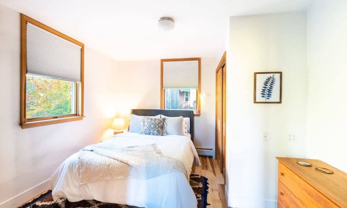 Photo of Bedroom in Otis