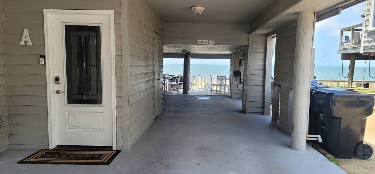 Photo of Outdoor in Chic's Beach