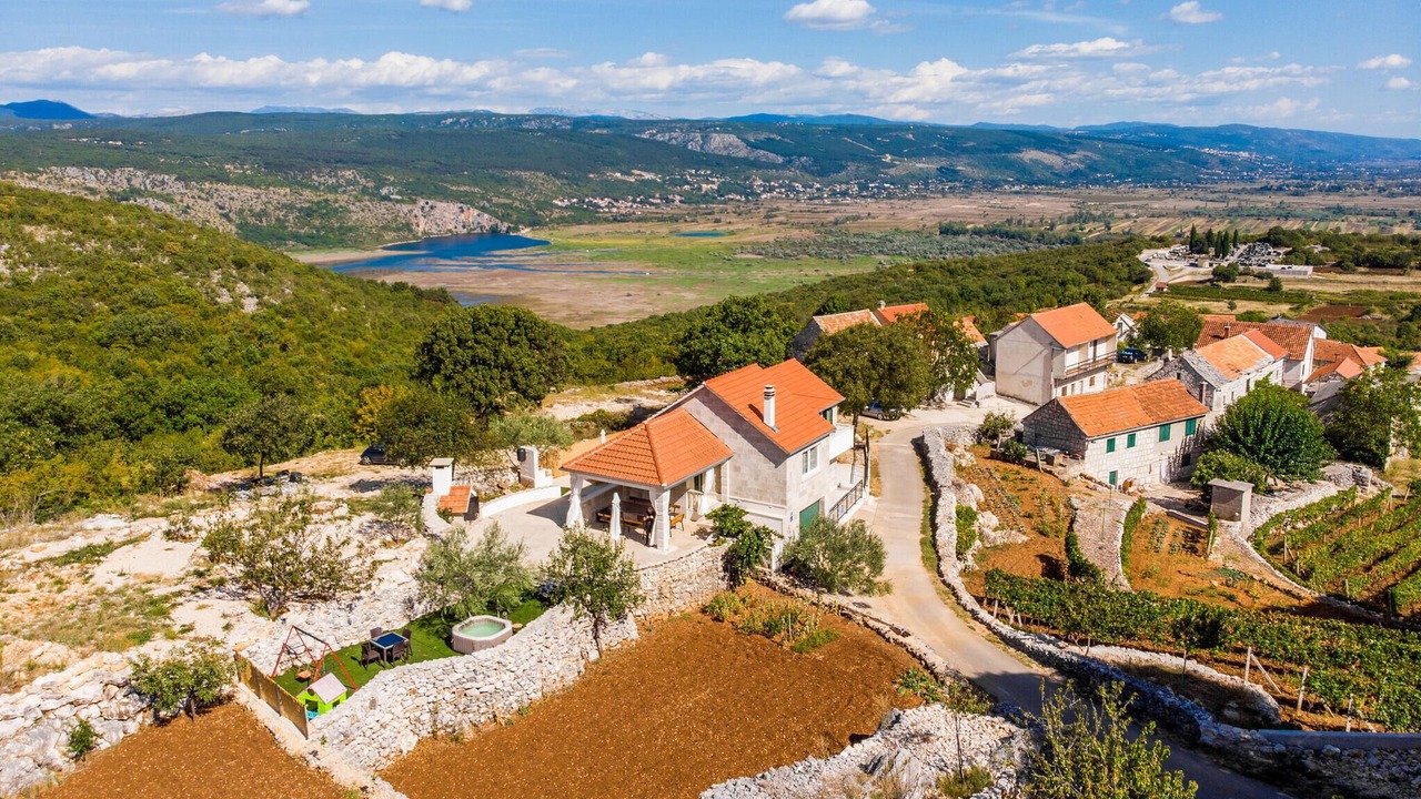 Photo of Others in Lokvicici