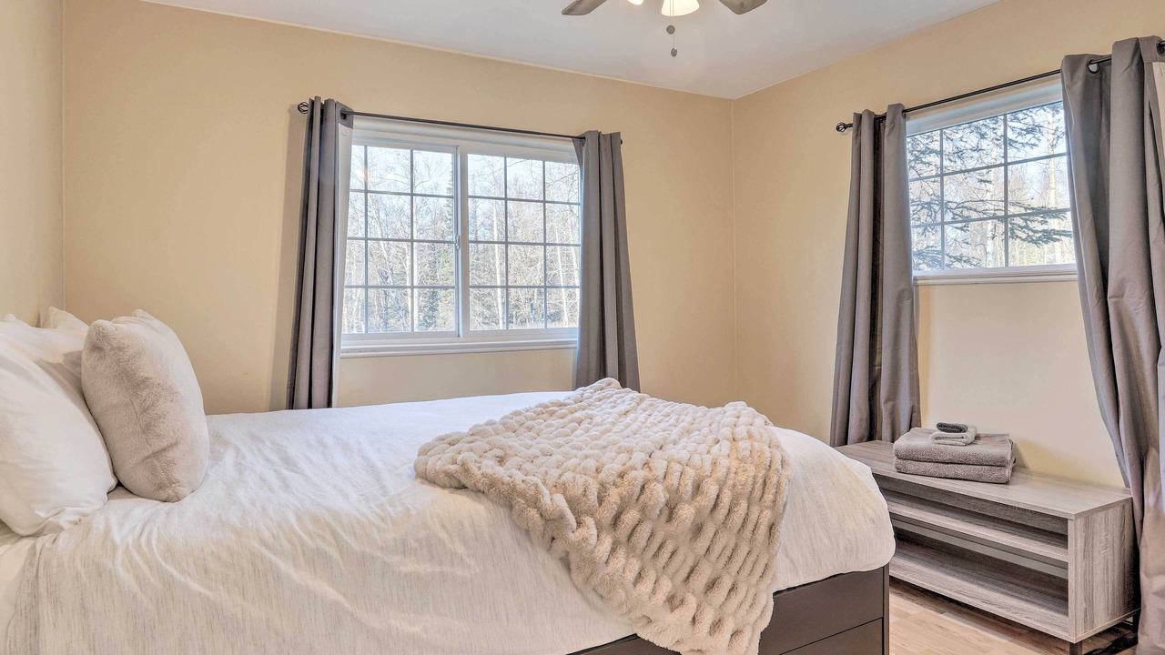 Photo of Bedroom in Lazy Mountain