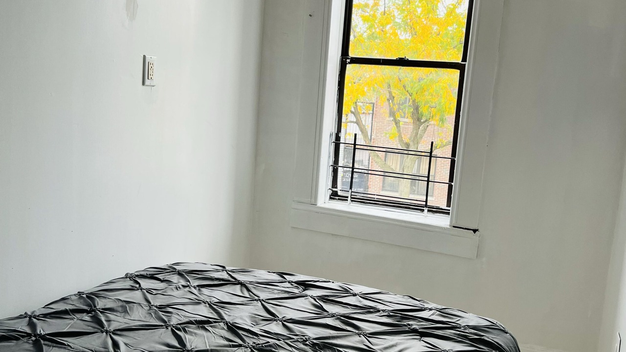 Photo of Bedroom in Queens