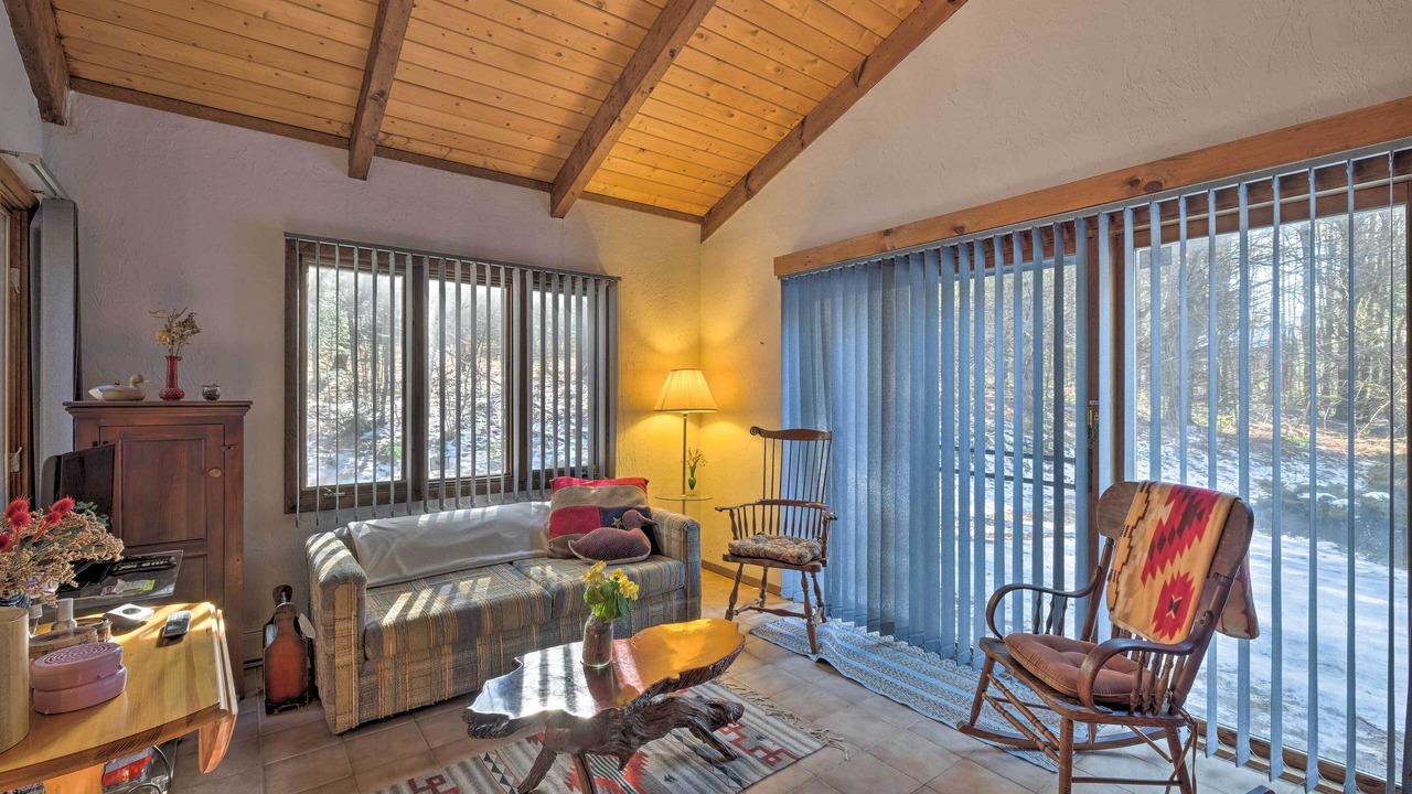 Photo of Livingroom in Maplecrest