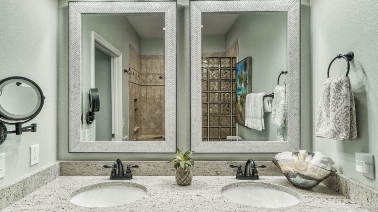 Photo of Bathroom in Frangista Beach