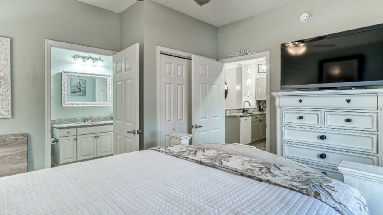 Photo of Bedroom in Frangista Beach