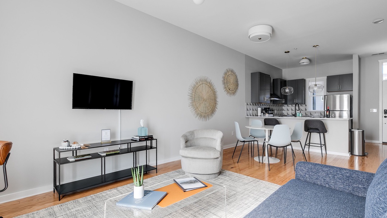 Photo of Livingroom in Church Hill
