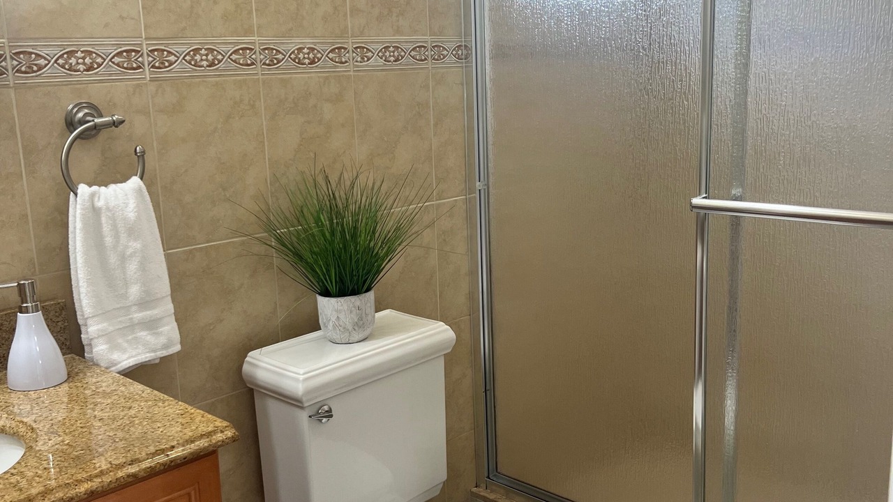 Photo of Bathroom in Egypt Lake-Leto