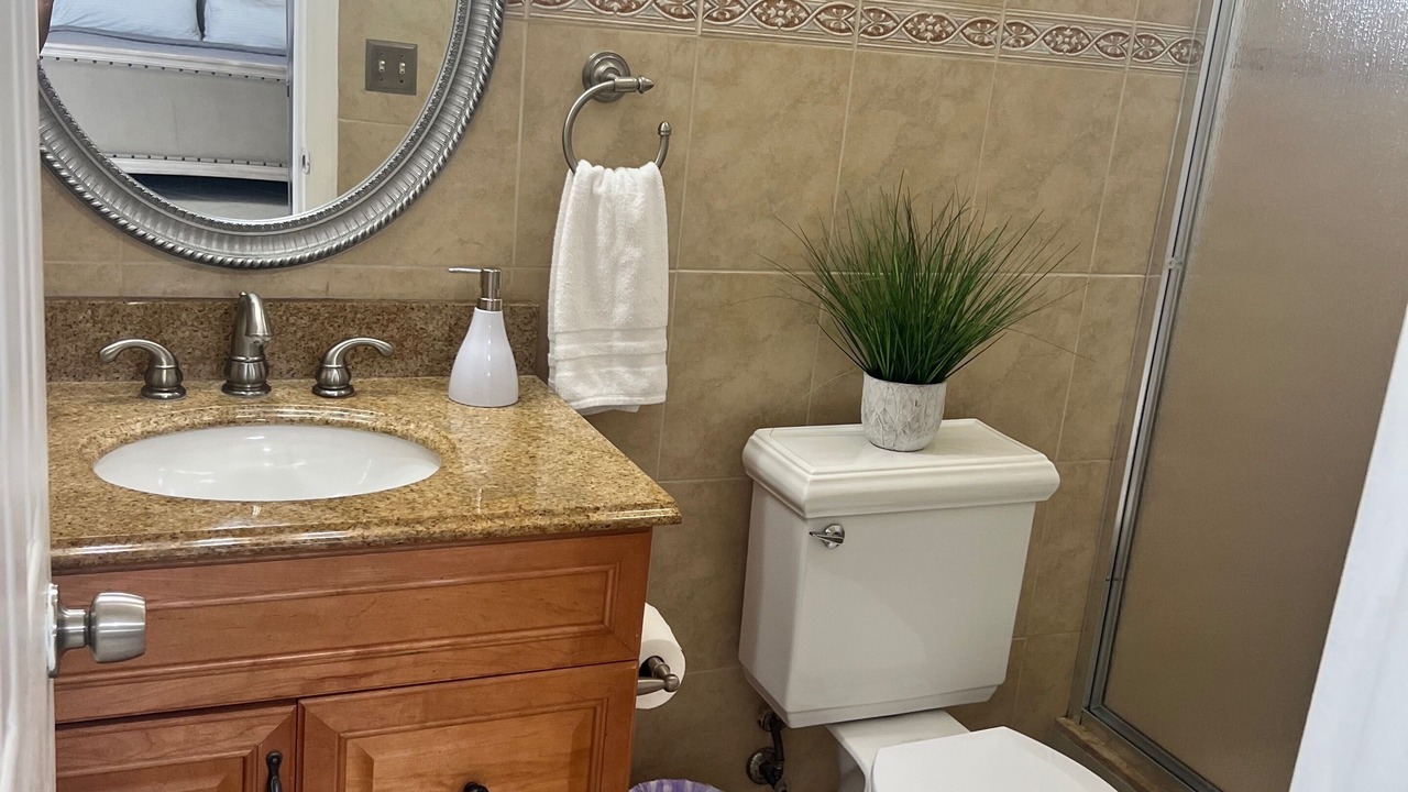 Photo of Bathroom in Egypt Lake-Leto