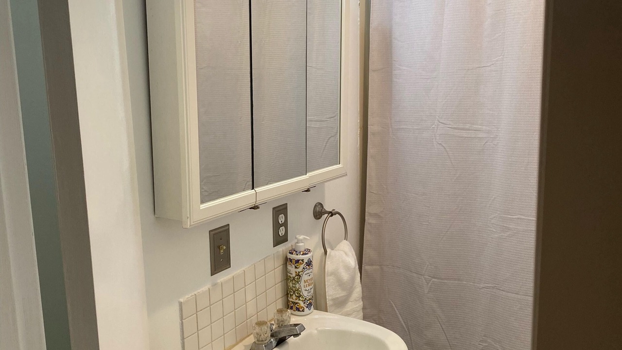 Photo of Bathroom in Grundy