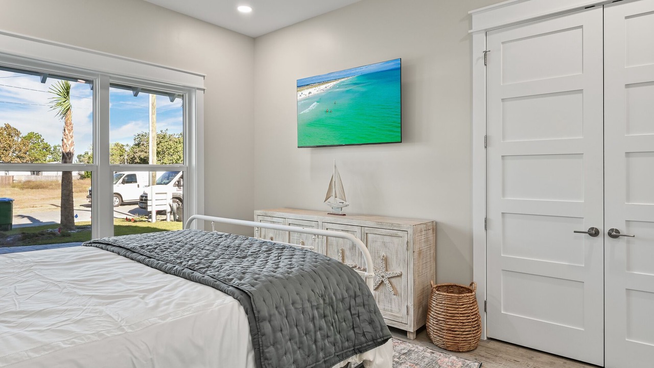 Photo of Bedroom in Laguna Beach