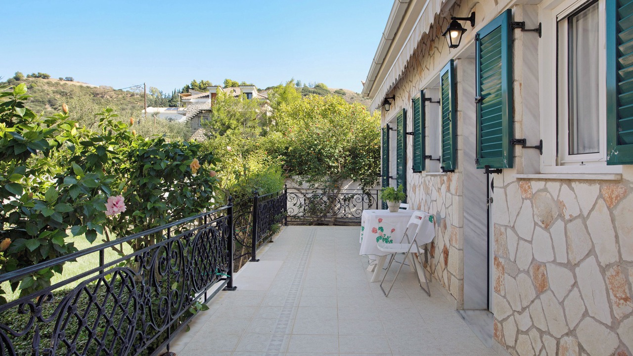 Photo of Patio Balcony in Kalamaki
