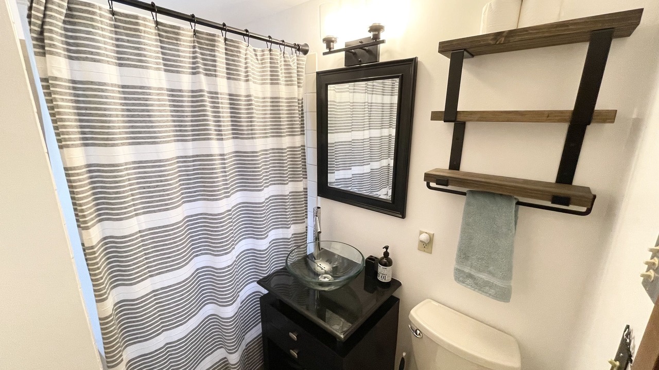 Photo of Bathroom in Haines Falls