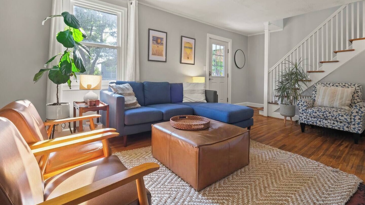 Photo of Livingroom in Fry's Spring