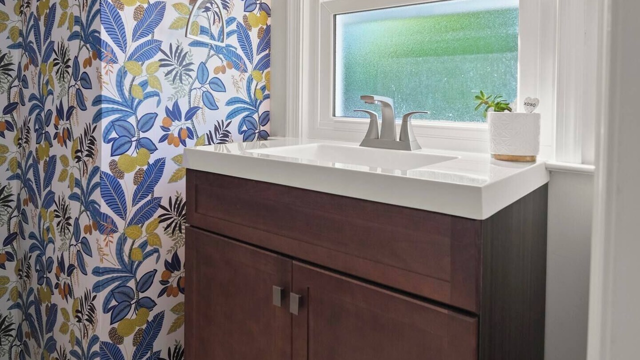 Photo of Bathroom in Fry's Spring