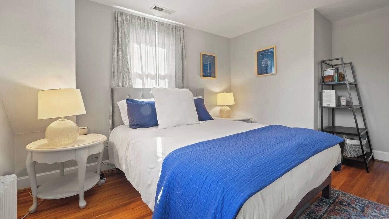 Photo of Bedroom in Fry's Spring