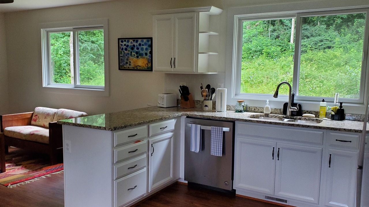 Photo of Kitchen in Etlan