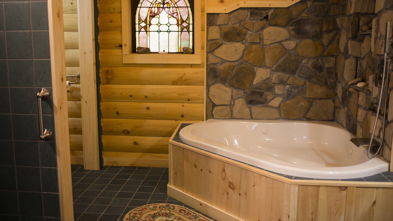 Photo of Bathroom in Lockwood