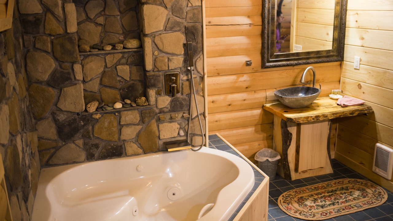 Photo of Bathroom in Lockwood