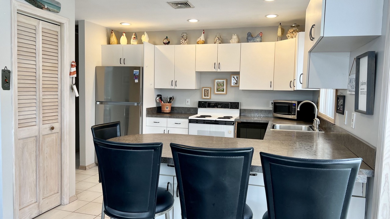 Photo of Kitchen in Aquebogue