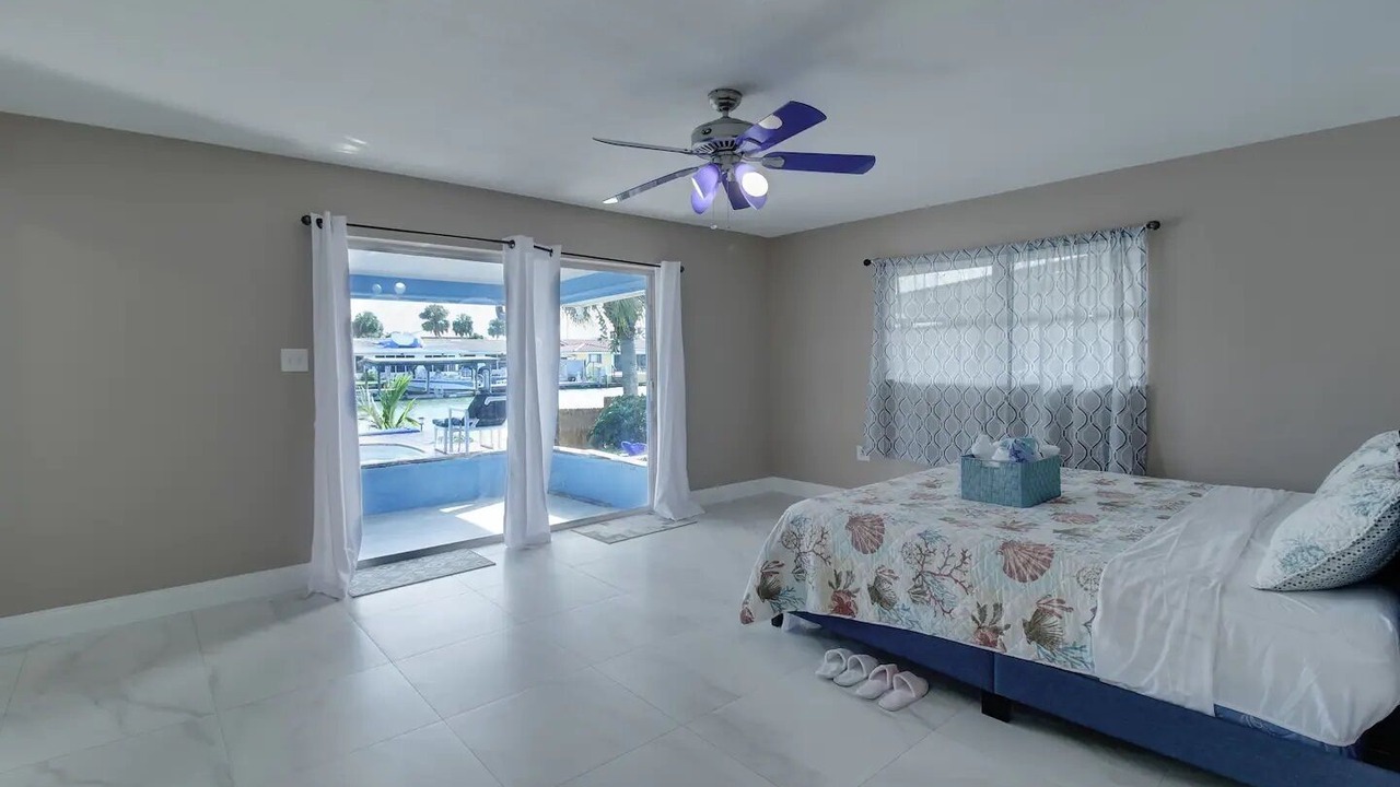 Photo of Bedroom in Cocoa Isles