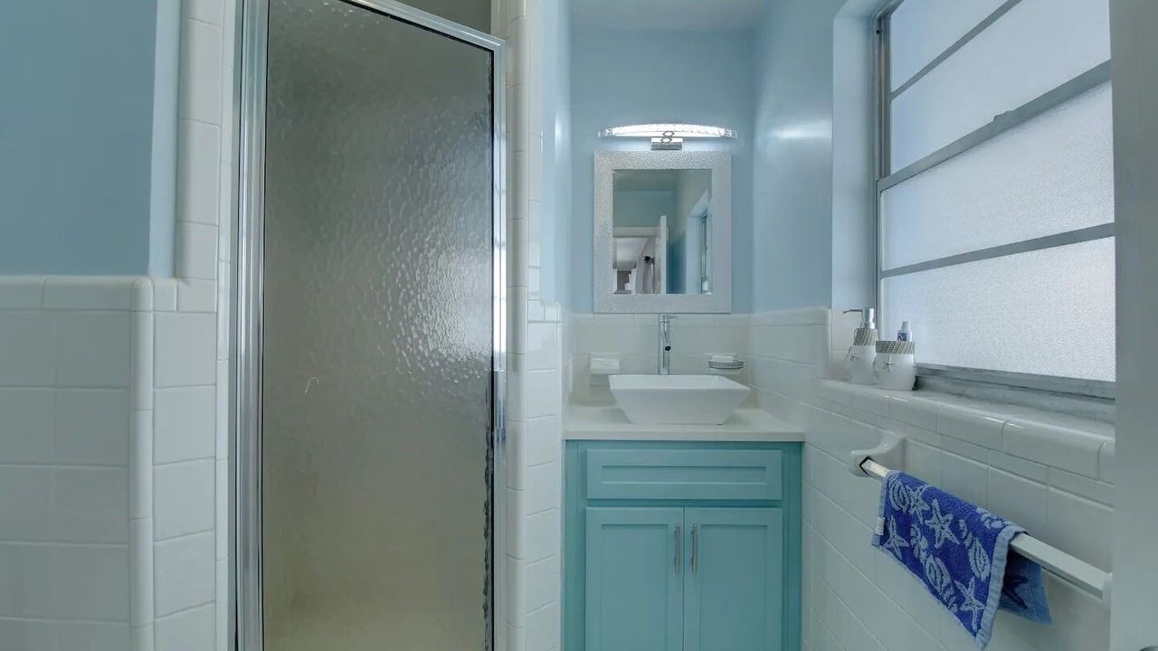 Photo of Bathroom in Cocoa Isles