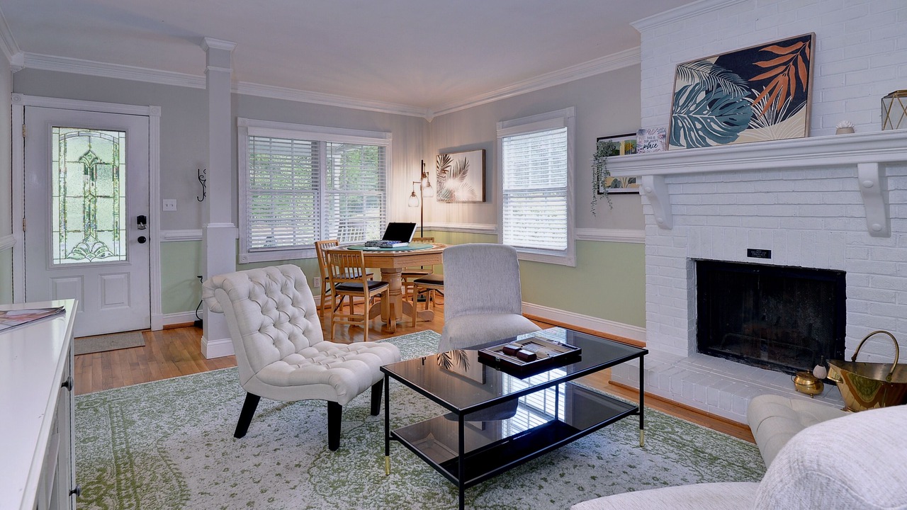 Photo of Livingroom in Berkeley