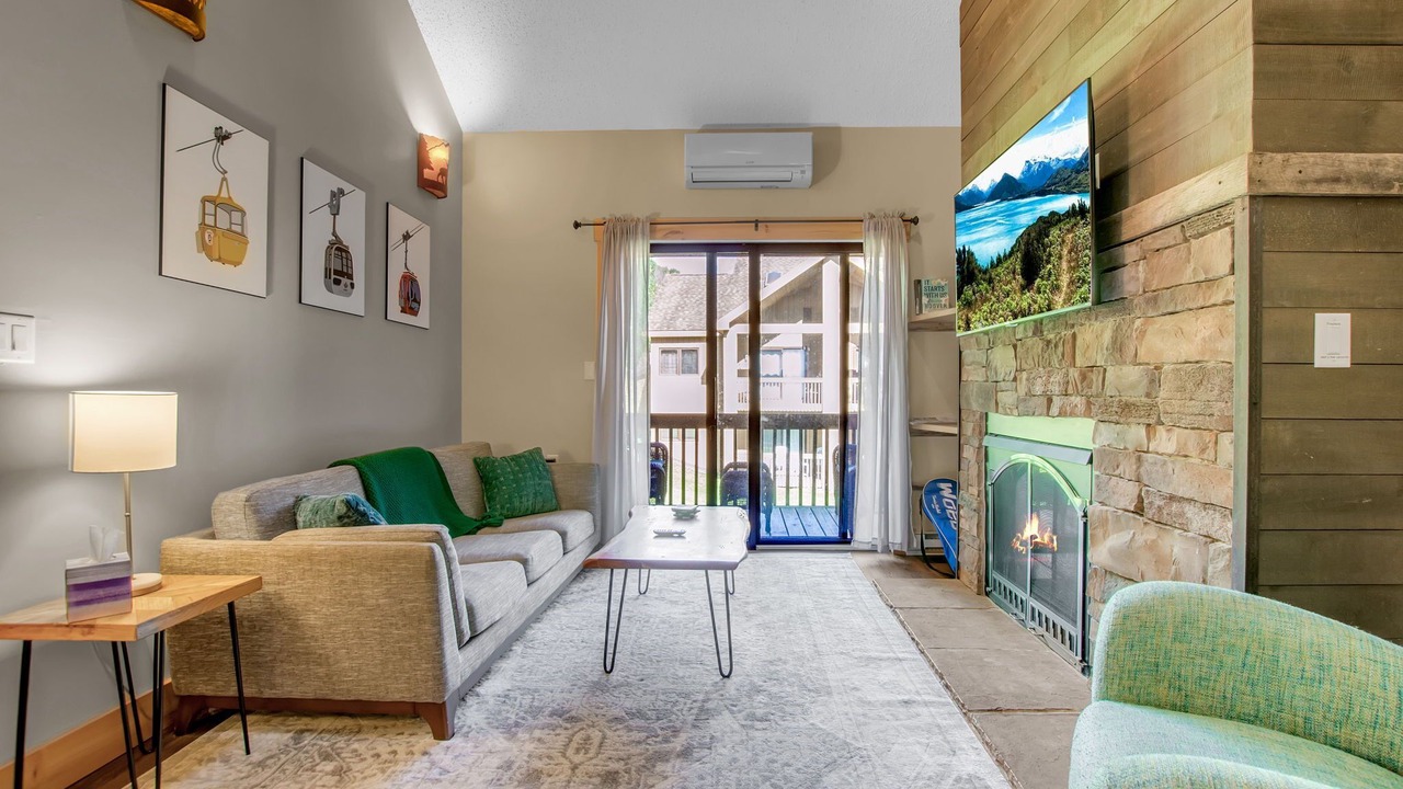 Photo of Livingroom in Great Valley