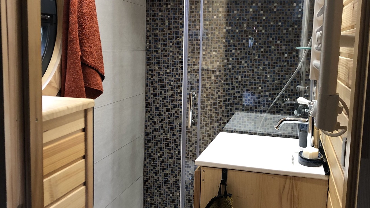 Photo of Bathroom in Porspoder