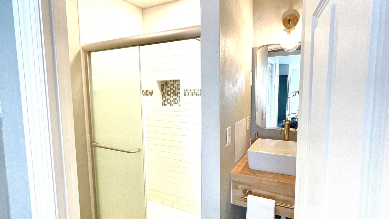 Photo of Bathroom in Crawfordville