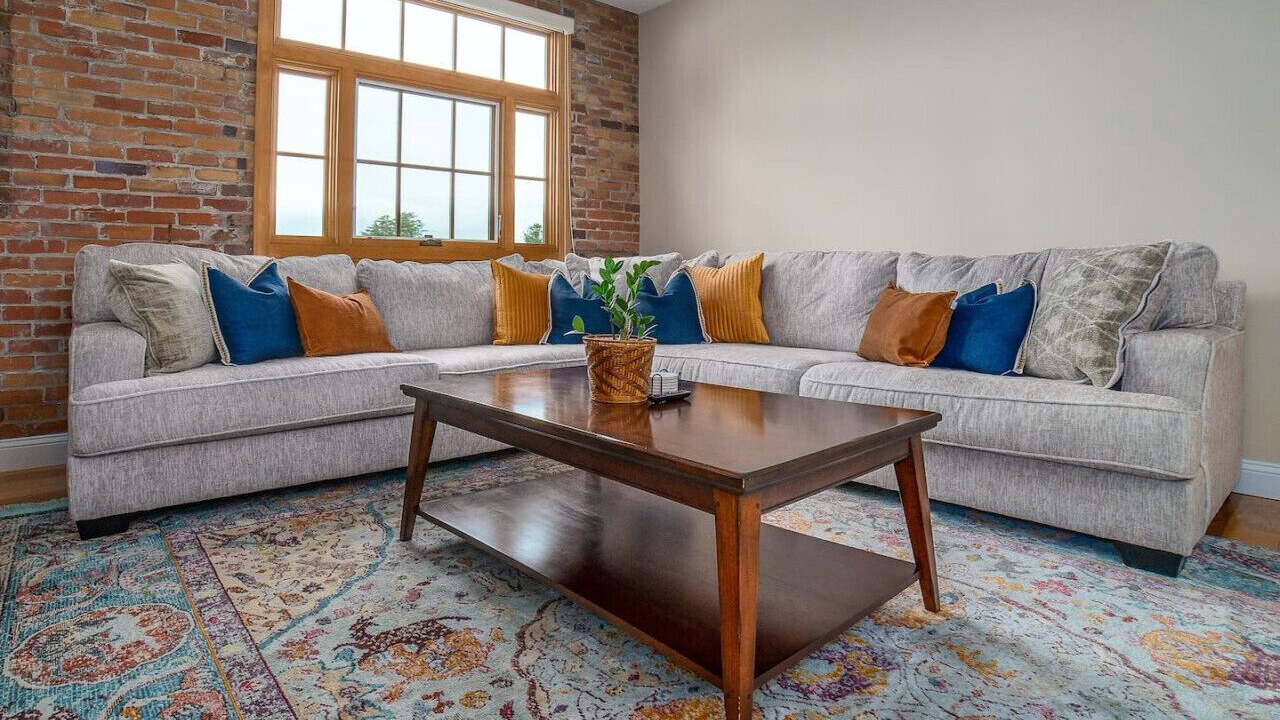 Photo of Livingroom in Lexington