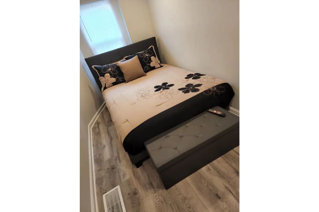 Photo of Bedroom in Gary