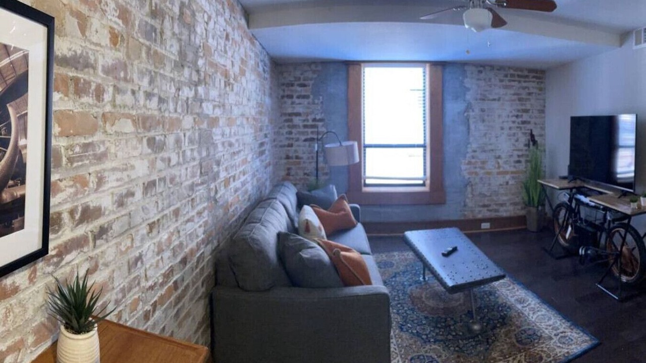 Photo of Livingroom in West Freemason