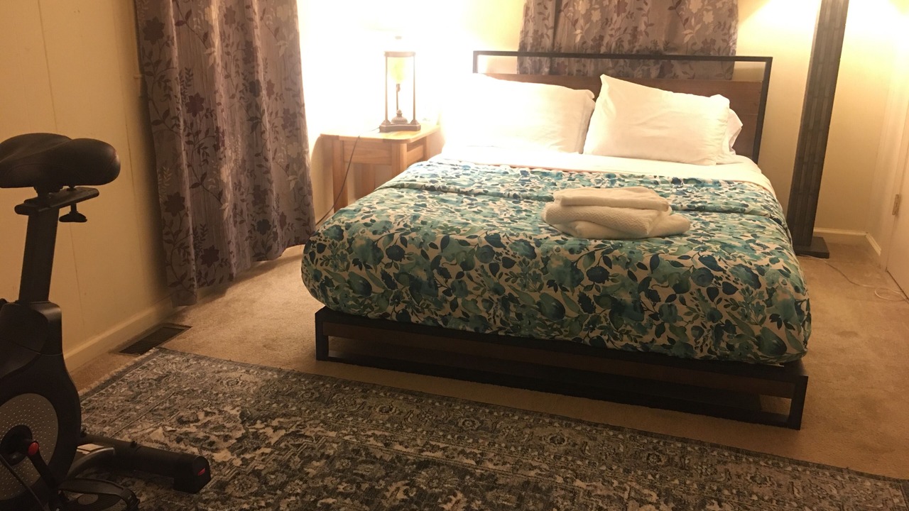 Photo of Bedroom in Greenwood