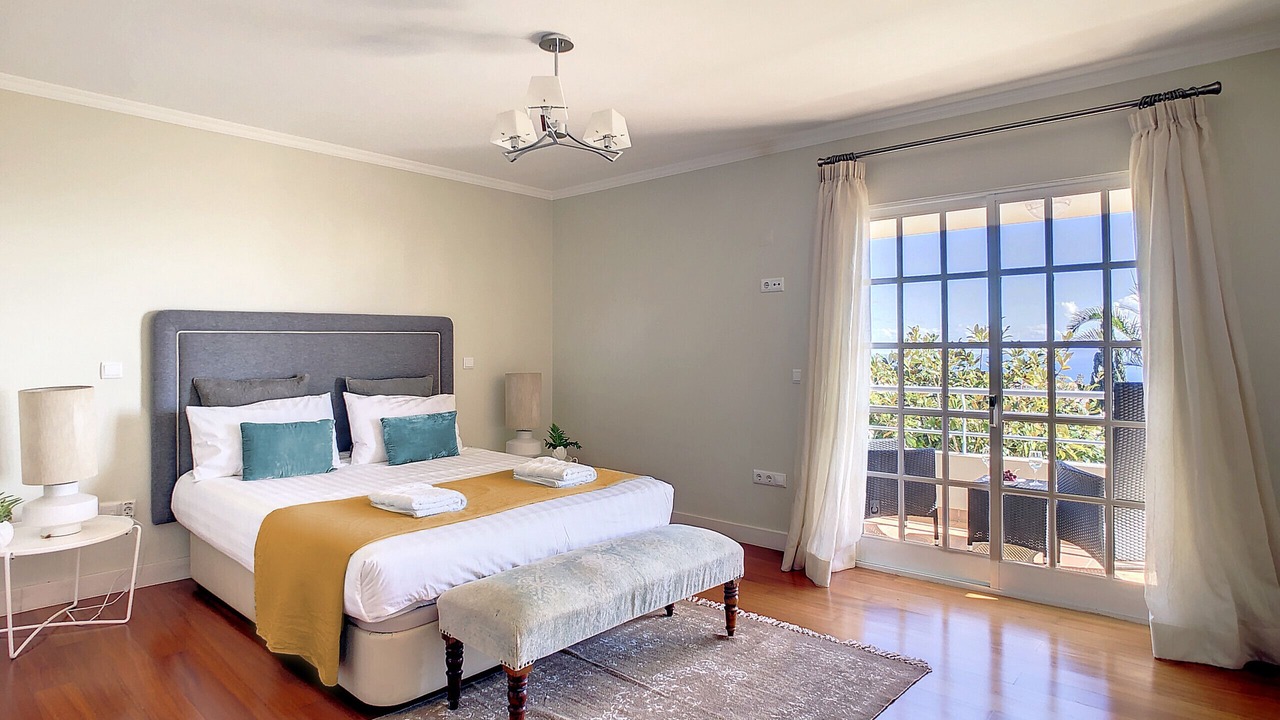 Photo of Bedroom in Garajau