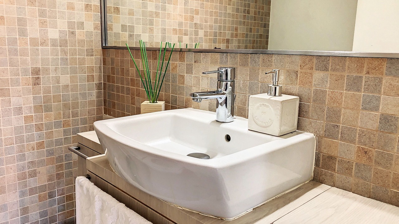 Photo of Bathroom in Garajau