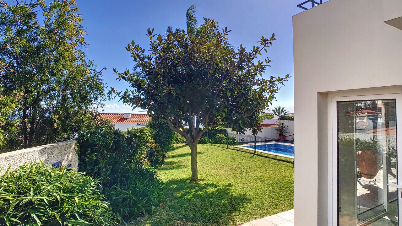 Photo of Outdoor in Garajau