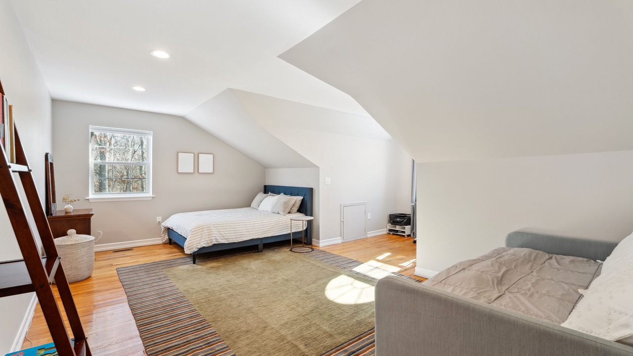 Photo of Bedroom in Westhampton