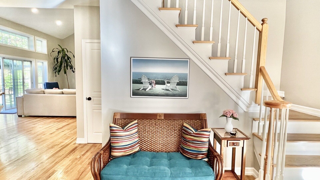 Photo of Livingroom in Westhampton