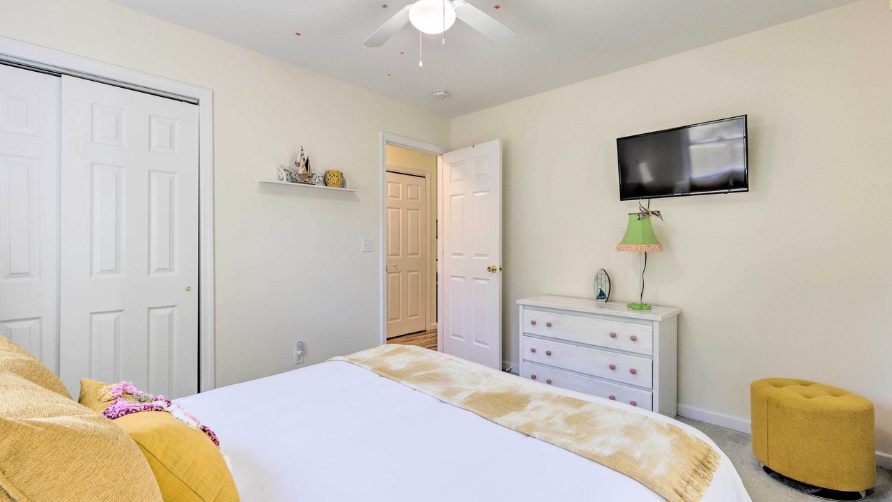 Photo of Bedroom in Jamesport