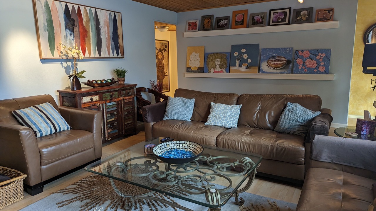 Photo of Livingroom in Reston