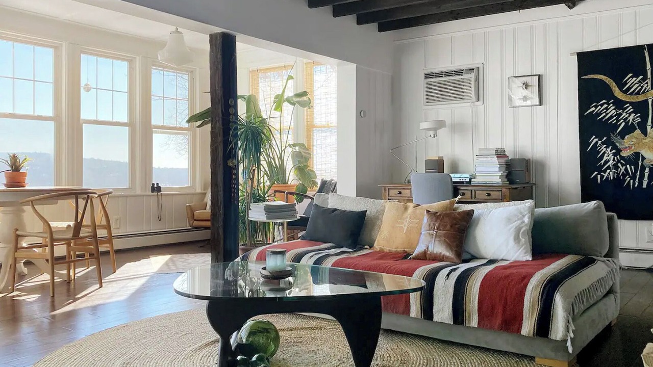 Photo of Livingroom in Greenwood Lake