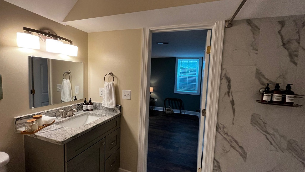 Photo of Bathroom in Mosby