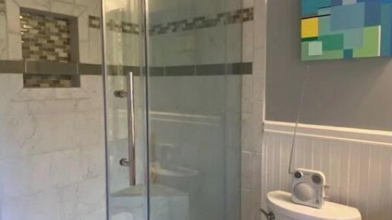 Photo of Bathroom in Hollowville