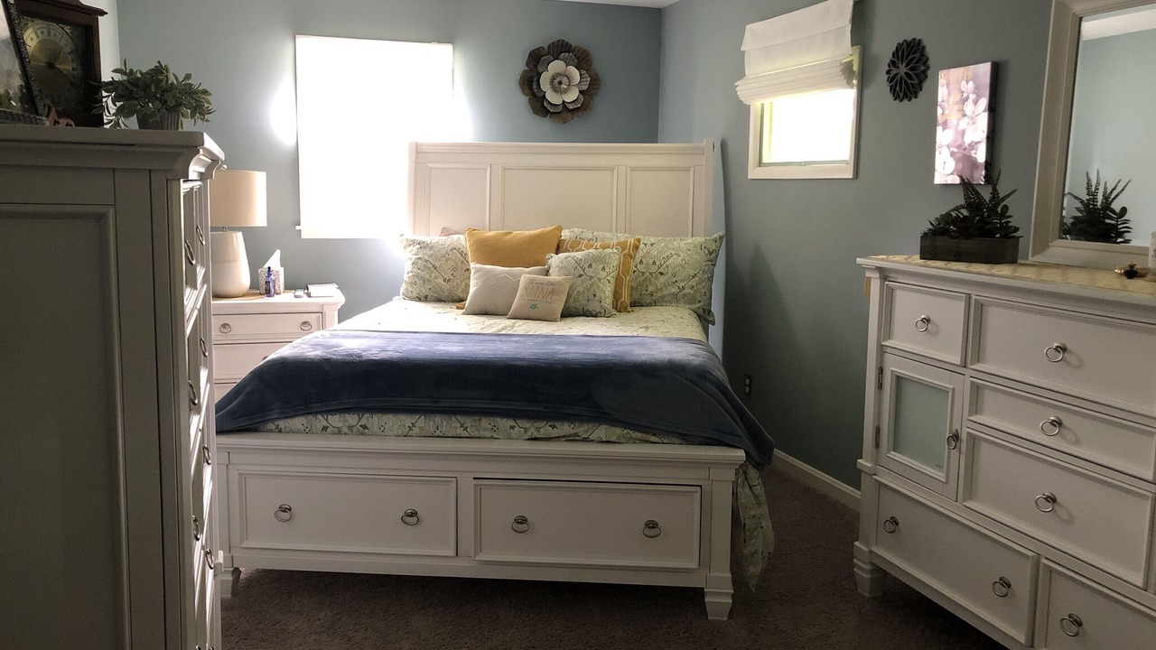 Photo of Bedroom in Wales Center